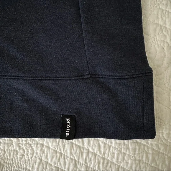 Prana Men's Navy Altitude Tracker Crew Sweatshirt Pullover Large - Picture 9 of 11